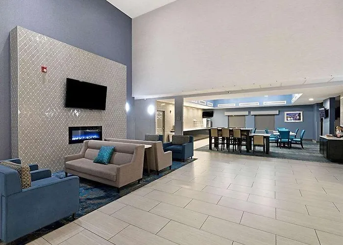La Quinta By Wyndham I-10 West Hotel