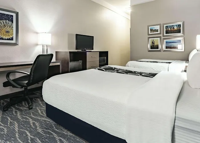 Hotel La Quinta By Wyndham I-10 West 3*