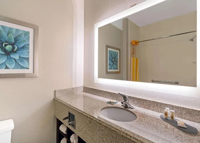 Hotel La Quinta By Wyndham I-10 West