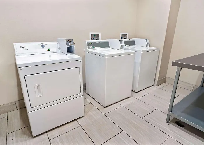 Hotel La Quinta By Wyndham I-10 West 3*