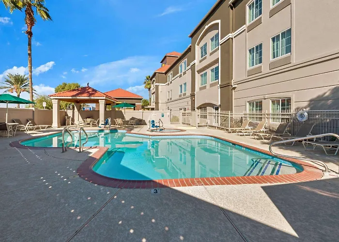 La Quinta By Wyndham I-10 West Hotel
