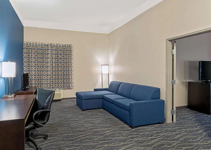 La Quinta By Wyndham I-10 West