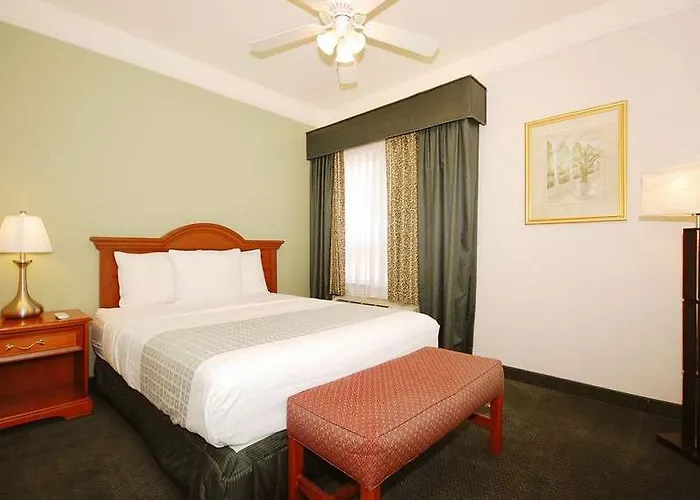 La Quinta By Wyndham I-10 West Hotel