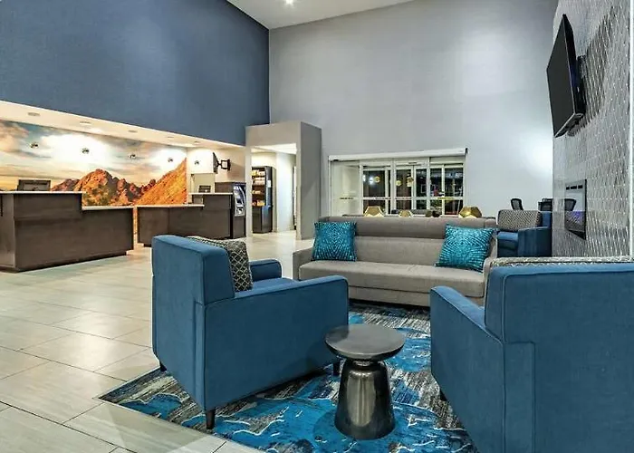 La Quinta By Wyndham I-10 West 3*
